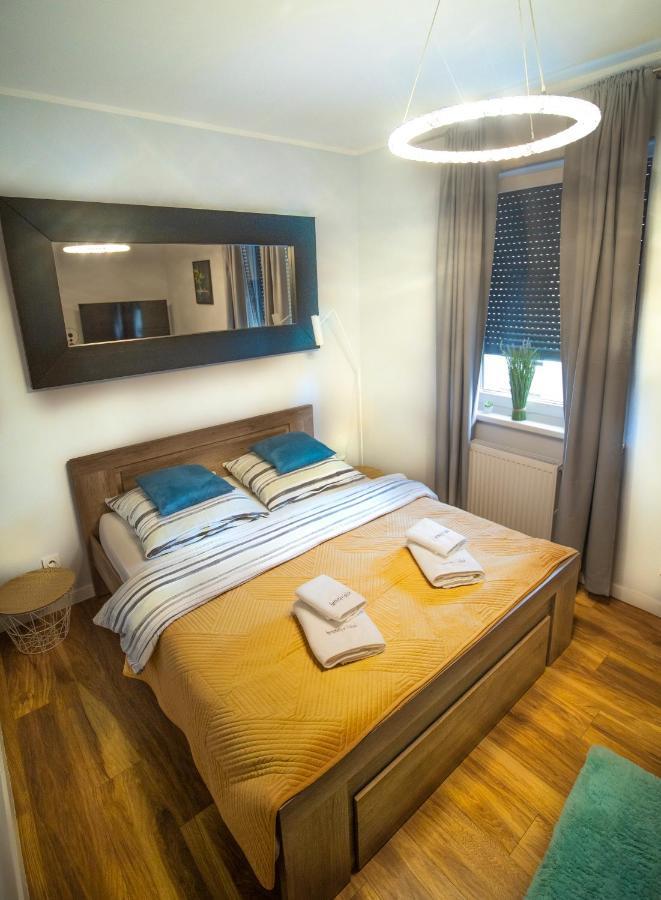 Apartament W Cieplicach Perfekt Jelenia Gora Exterior photo